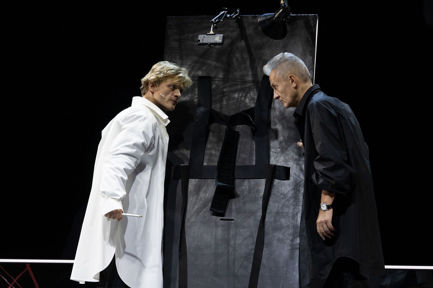 Комната адлера